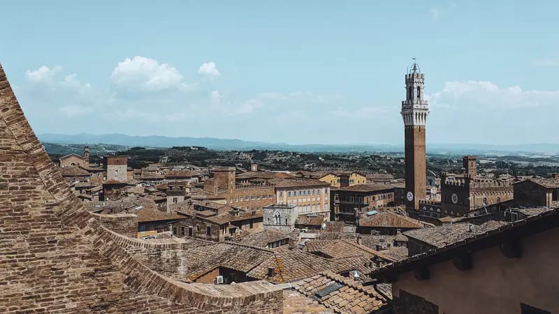I tetti di Siena con la Torre del Mangia